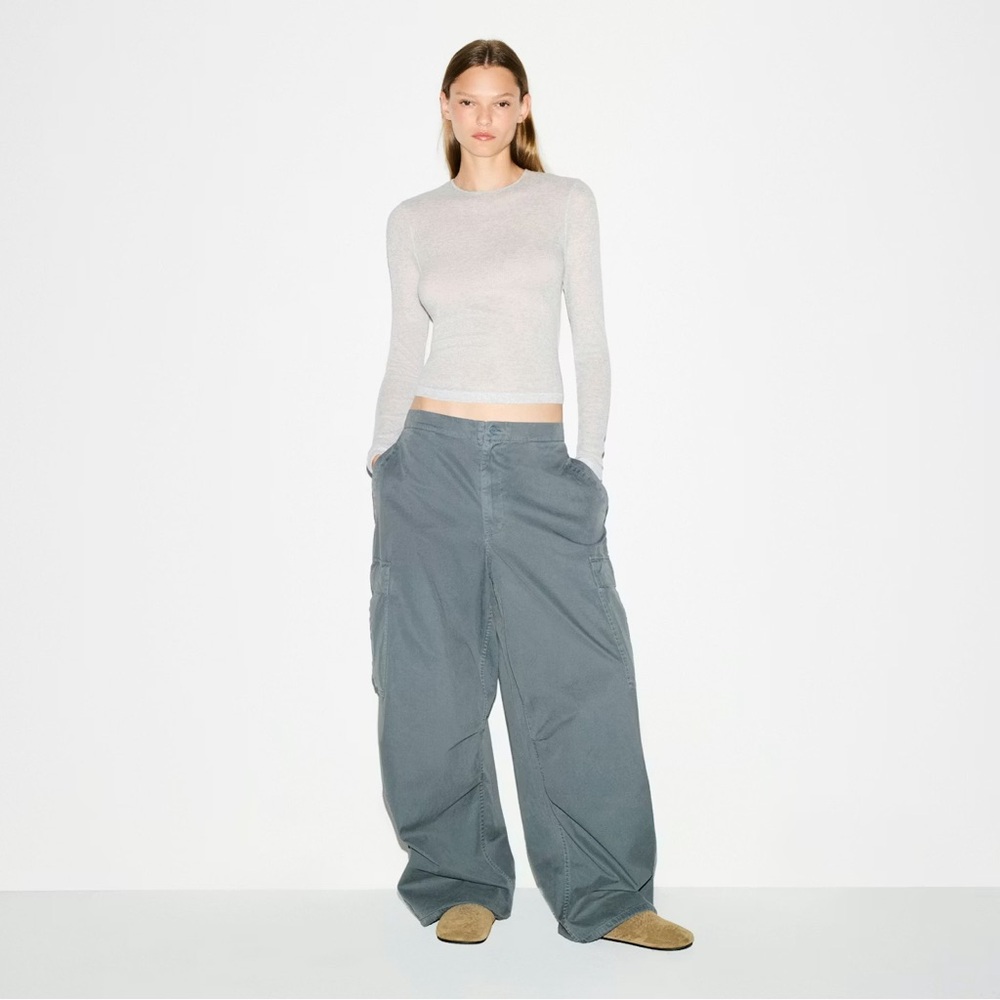 SKIMS Outdoor Woven Oversized Cargo Pants Zircon Gray Size S Small New NWT